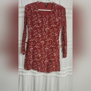 Floral Rusty Colored Long Sleeve Dress/ Tunic.